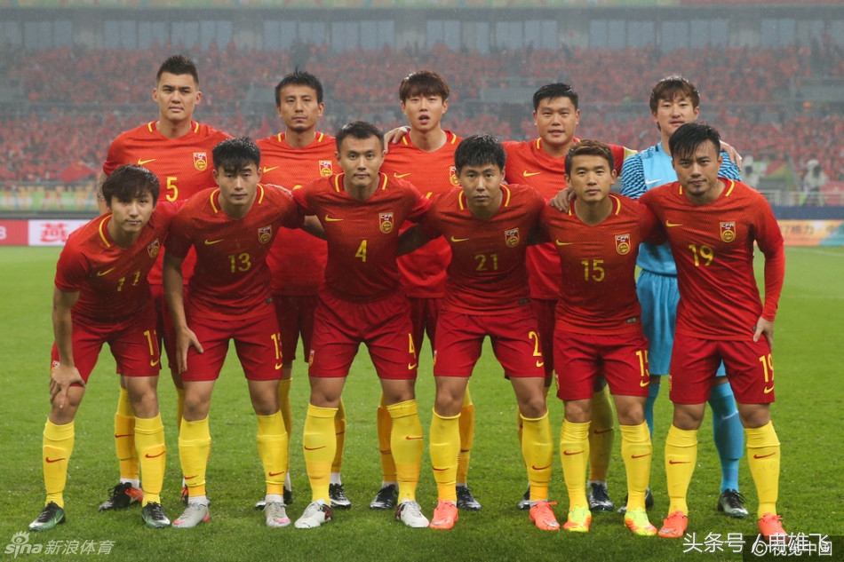 里皮评国足惨败,国足史上最惨一场比赛