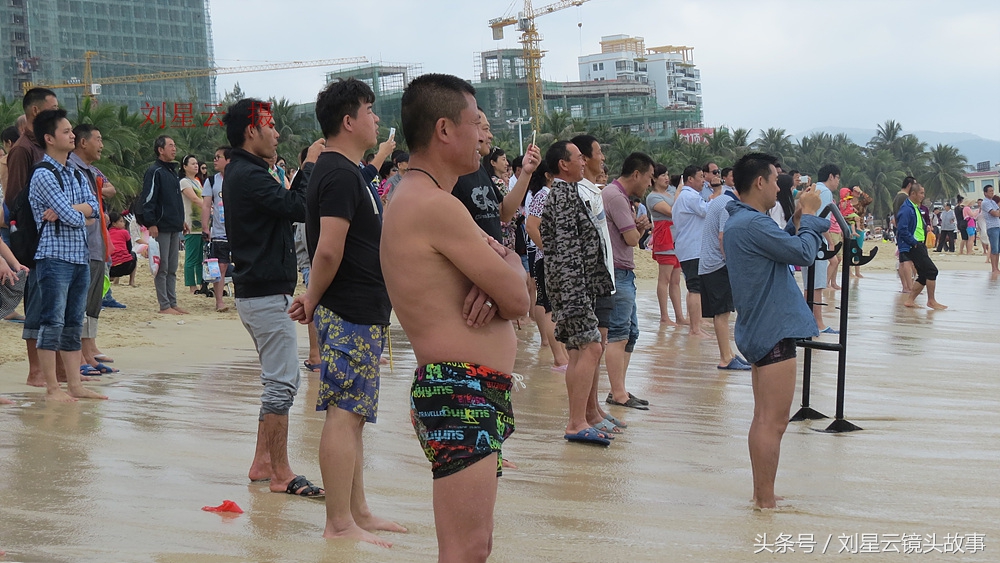 空中滑翔伞三亚,三亚大东海水上飞人