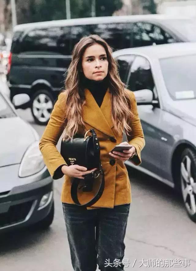 王菲复出后背的第一只包居然是它？