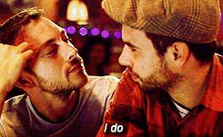 如果你有一个关系很好的异性朋友,如果你有两个异性朋友