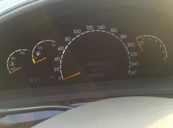 10年的奔驰s600能卖多少钱,老板开10万的车什么心态