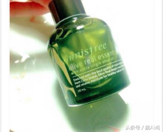 肌肤总是起皮反反复复,干燥严重的皮肤