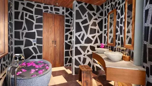 楦熷发搴﹀亣閰掑簵浣撻獙,闅愯棌鍦ㄥ師濮嬫.鏋楃殑娴峰崡楦熷发閰掑簵