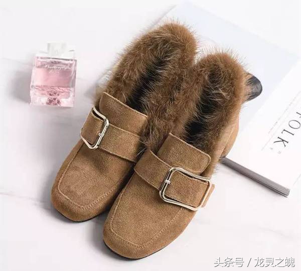 里面毛外面皮的衣服怎么清洗,绒毛脏了怎么清理