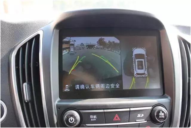 试驾体验宝骏560费用,宝骏5601.5t律动版定速巡航