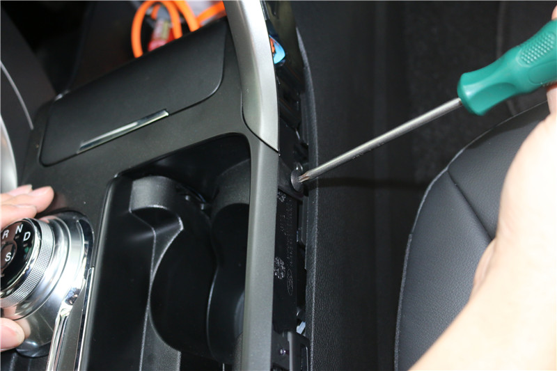 17款新蒙迪欧改畅影12.1寸2G运行+64G储存升级版导航