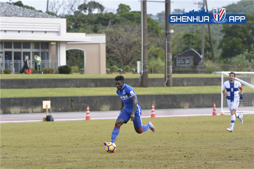 马丁斯比赛视频集锦,马丁斯破门申花