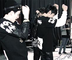 老子就是存折的0太多了，韩国rapper歌词炫富一个比一个狠