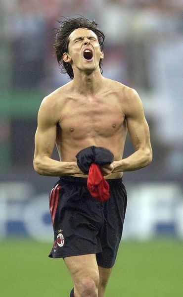 足坛十大经典庆祝动作,足坛十大惊人庆祝动作