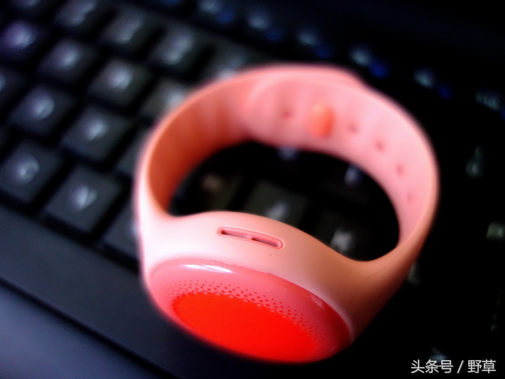 米兔儿童手表4x测评,米兔儿童手表4c对比6c