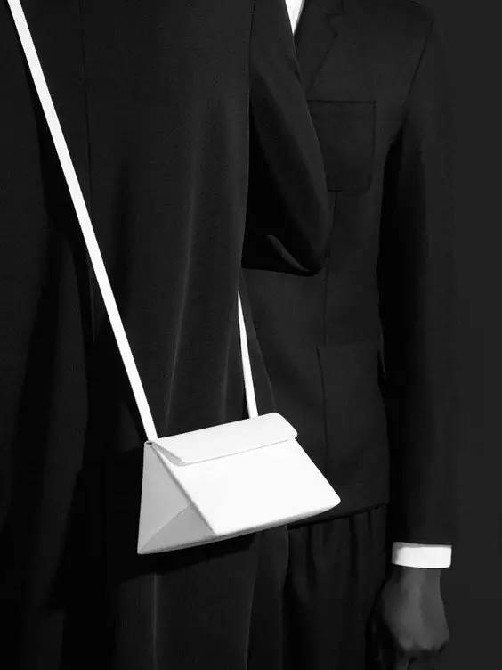 哪些性价比高的包包,有哪些性价比高的包包推荐