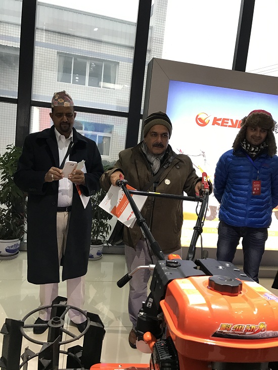 尼泊尔供需对接会走进海龙村