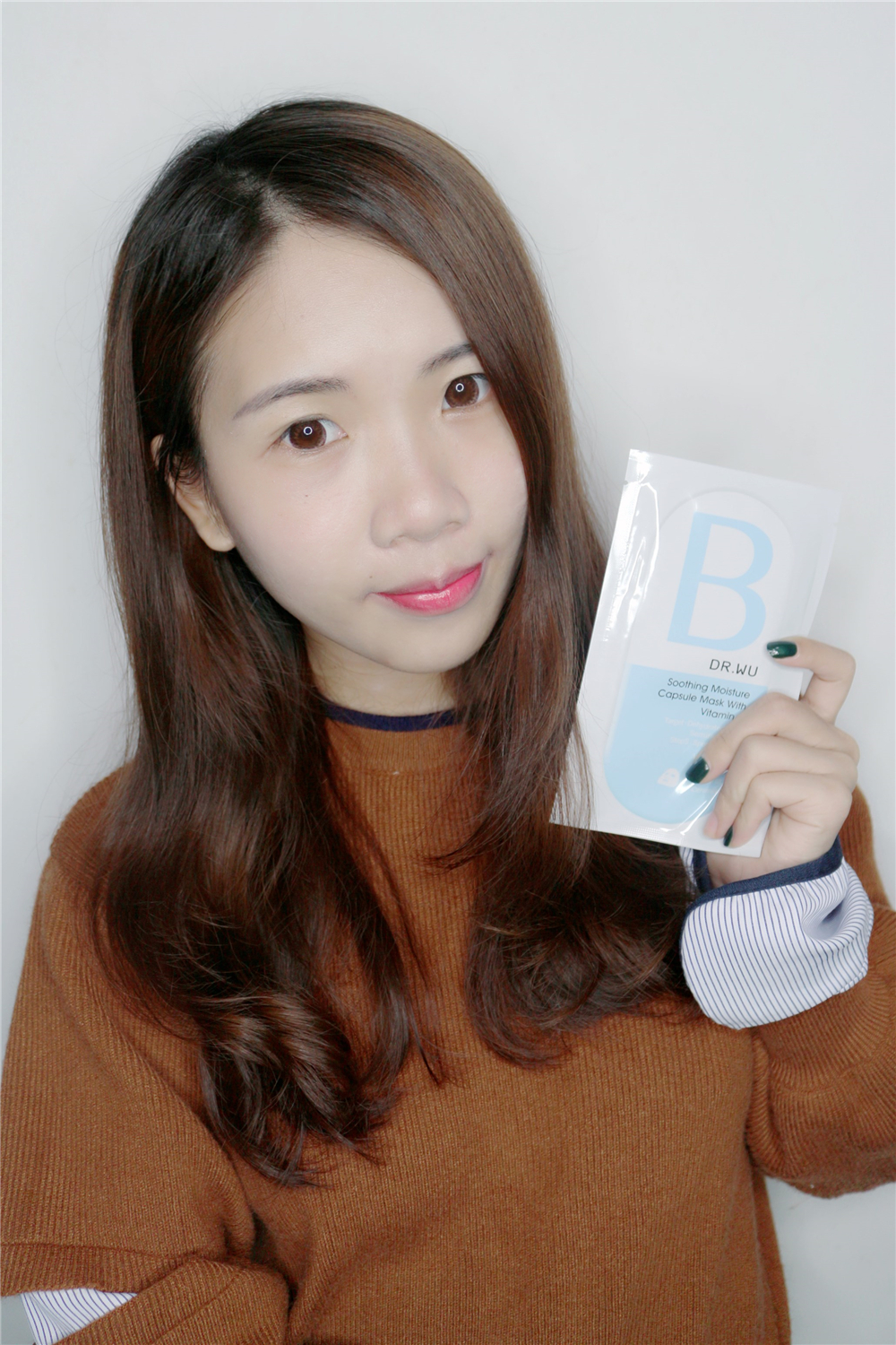 「senly」面膜界的Mr.Right，帮我Hold住水嫩肌肤