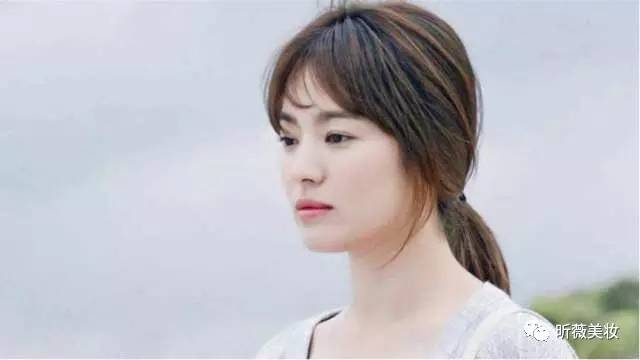 明星都爱的低马尾,超有氛围感的双马尾简单教程