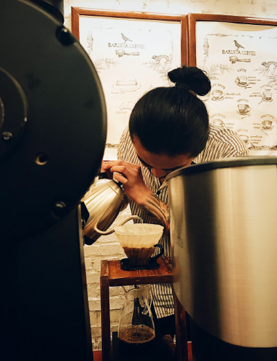 藏身咖啡厅避霾无需远行