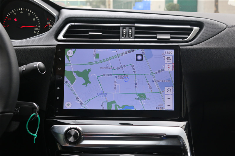 标致308改畅影10.2寸横屏机，2017就这么任性