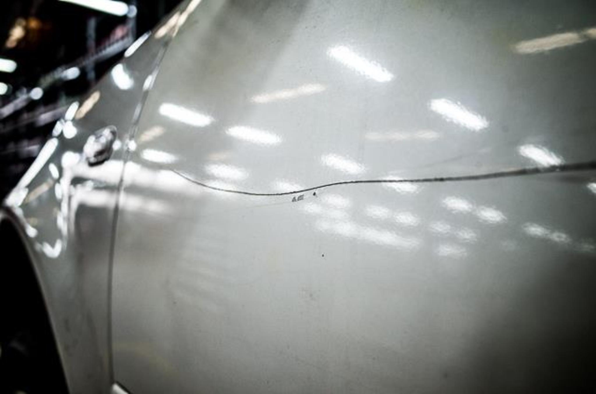 车划痕快速修复方法,车划痕自己修复小妙招