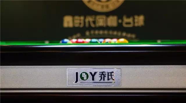 40寸曲面屏+全场乔氏台球桌，这恐怕是我在天津见过最牛的网咖