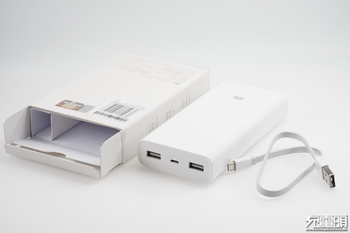 小米移动电源3拆解20000毫安,小米移动电源out1和out2