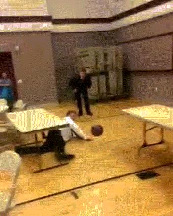 足球网多少个洞,足球网的尺寸是多少