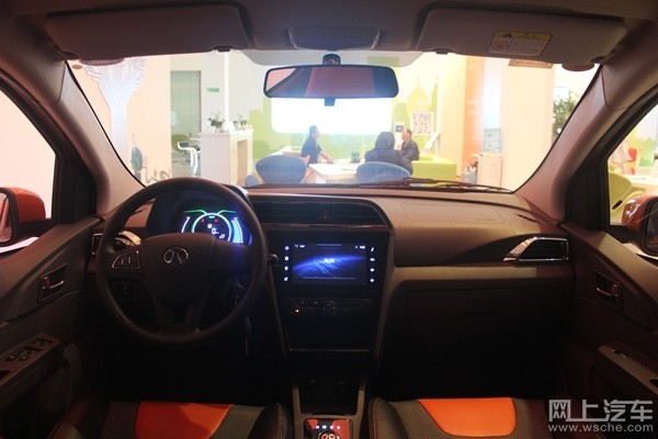 北汽新能源纯电动车EC180上市，补贴后售4.98万起！