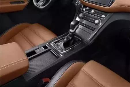 传祺gs4对比名爵锐腾,cs75和名爵锐腾哪个好