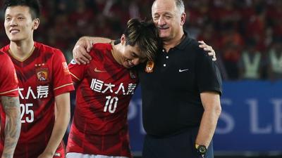 冠军数有望超越里皮成恒大第一，望离开时能多留足球财富