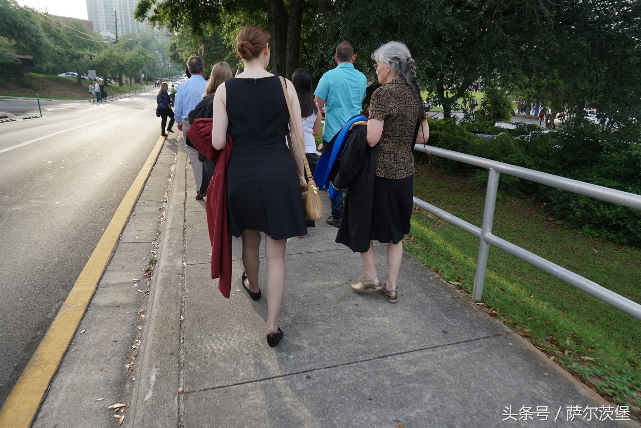 亲历美国大学的毕业典礼,美国大学毕业典礼