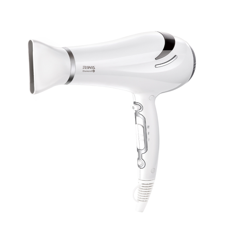 什么方法可以消除头发的静电,怎样消除静电头发竖起来