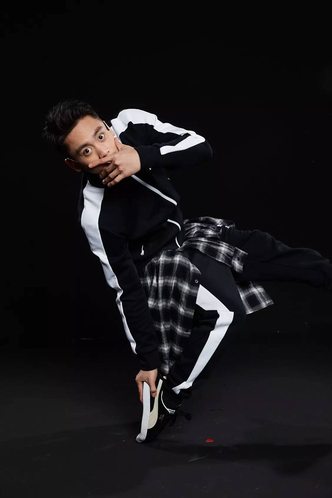 复古轻运动风帅气穿搭,复古休闲运动风