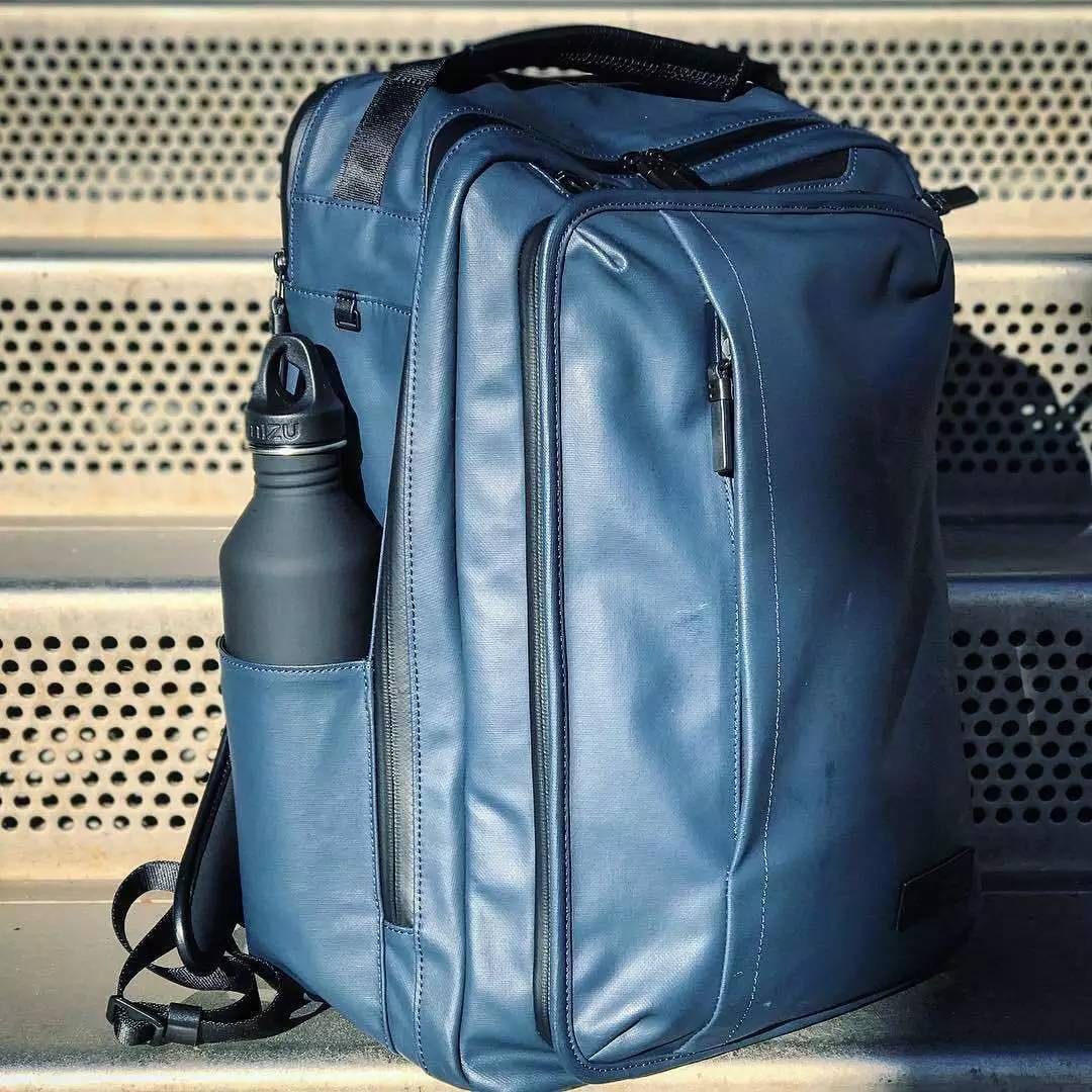 旅行时不累的行李箱,去旅行的前一天晚上整理行李箱