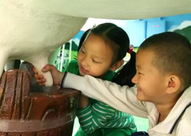 南宁旅游景点吃喝玩乐,南宁旅游游山玩水景点推荐