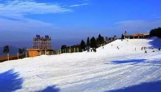 过年不想去人太多地方玩,过年不想呆在家里面