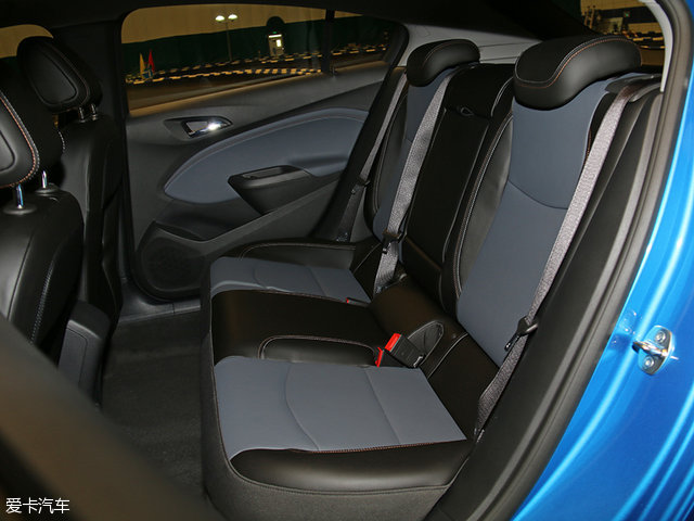 非常运动的车图片,2013款雪佛兰科鲁兹两厢