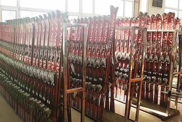 哈尔滨冬天免费玩雪的地方,哈尔滨冰雪旅游春节