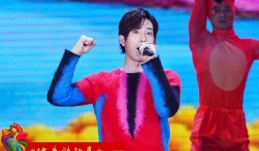 刘涛率五美和杨幂、关晓彤比美？贾乃亮穿工作服？实力教学红衣服的吓人72招式！