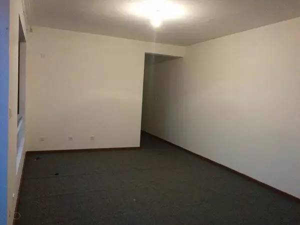 无底线提升千元出租屋品味，看90后美少年怎样活出无数人向往的样子……