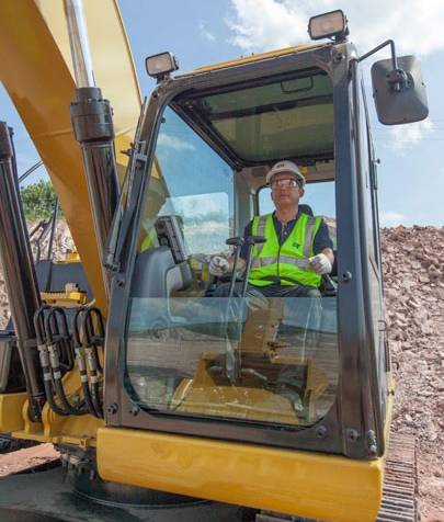 新款d2卡特彼勒挖掘机,卡特彼勒323挖掘机