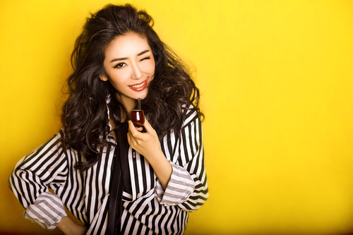 艾蔻：杀手也有小时候丨女诗人访谈