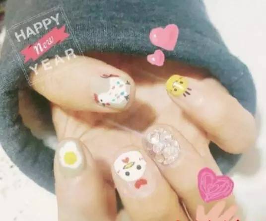 鸡年怎样变身萌萌哒“战斗鸡”？美食、小物、美甲都不可少