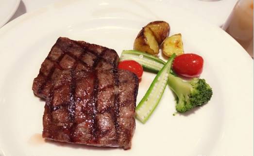 情人节适合情侣去的牛排西餐厅,适合情侣吃的牛排餐厅