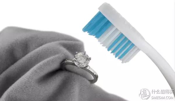 钻石挑花眼？get终极选购攻略吧！