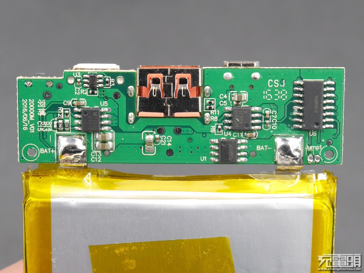 yoobao移动电源600w拆解,yoobao42000移动电源