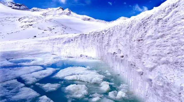 成都周边一天自驾游去哪里,春节成都附近3天自驾游哪里耍