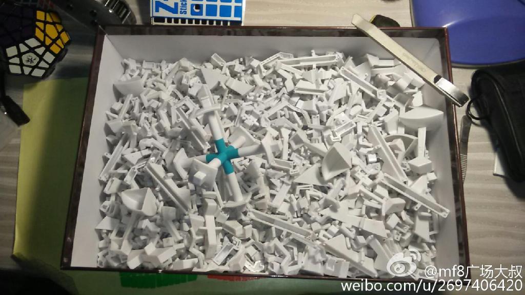 怎么用三阶魔方拼春节快乐,100个三阶魔方拼新年快乐