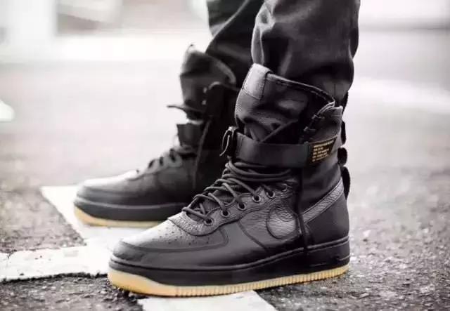 你的破鞋简直LOW爆了!这10双才配叫鞋