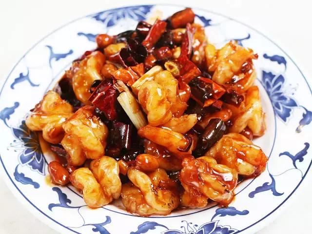 虾和海参哪个营养价值高,虾和鲍鱼哪个营养价值高