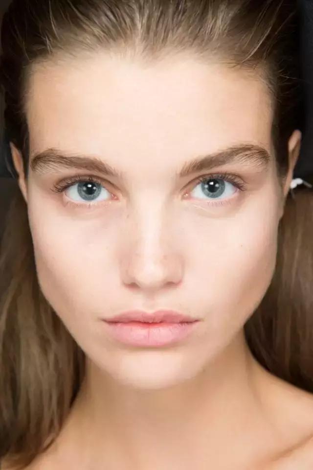 三个月内两次登上VogueParis,这个新秀前途无量