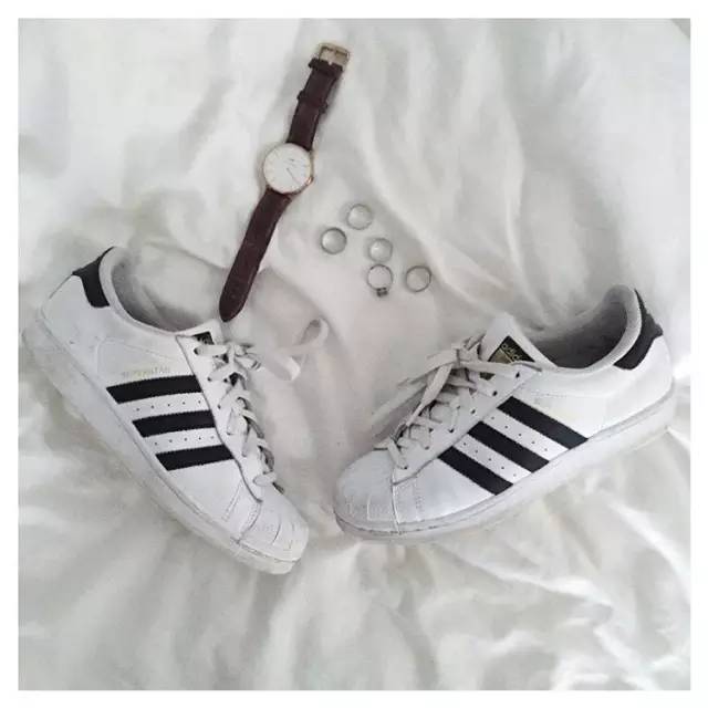 这个肉乎乎身高不到160的女孩,却被网评为最美时尚教主!