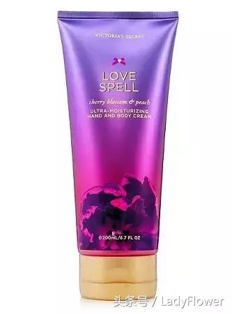 夏天适合用什么身体乳,选对身体乳冬天皮肤都能嫩出水